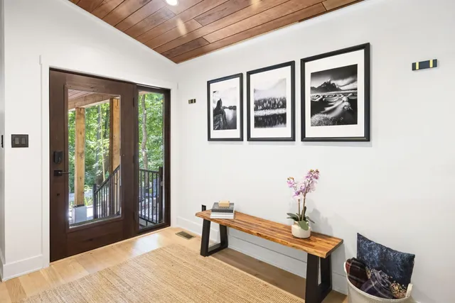 $699,000 | 14823 North Main Street, Buchanan, MI 49107