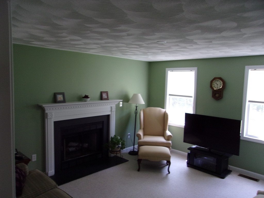 4 Warner Road Townsend, MA 01469 - Photo 10 of 30 Gallery Image 10