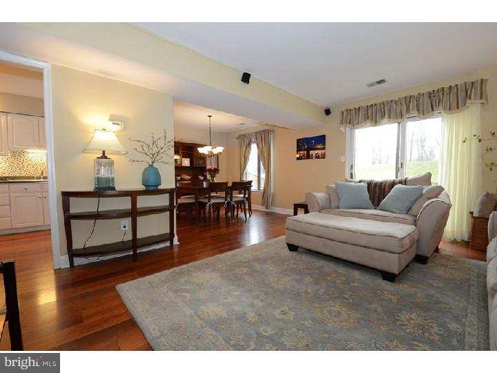 402 Danor Court Chesterbrook, PA 19087 - Photo 4 of 25 Living Room