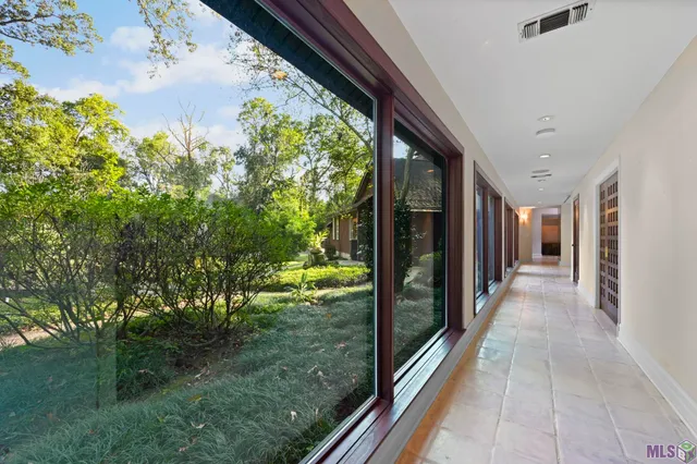 $1,895,000 | 11646 North Oak Hills Parkway, Baton Rouge, LA 70810