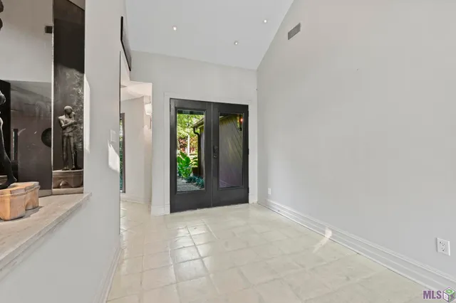 $1,895,000 | 11646 North Oak Hills Parkway, Baton Rouge, LA 70810