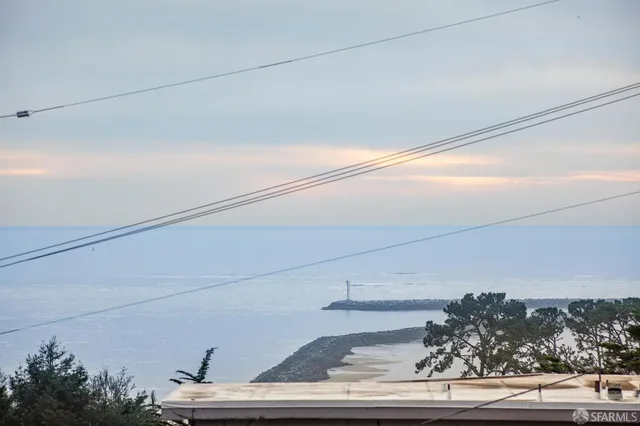 $1,288,000 | 514 Isabella Avenue, Half Moon Bay, CA 94019