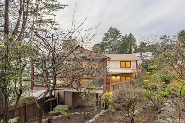 $1,288,000 | 514 Isabella Avenue, Half Moon Bay, CA 94019