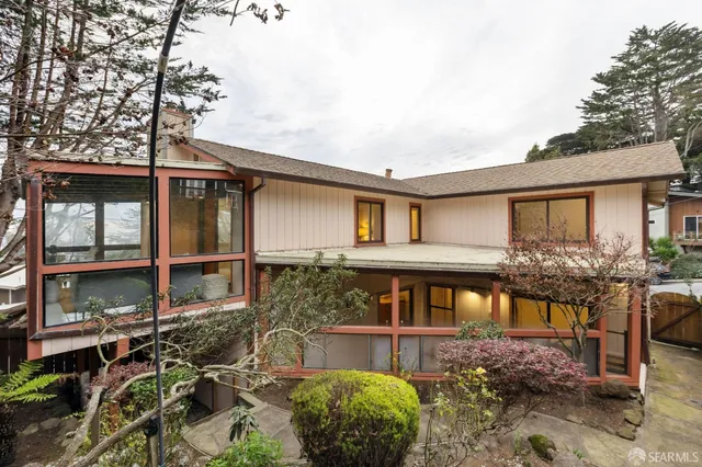 $1,288,000 | 514 Isabella Avenue, Half Moon Bay, CA 94019