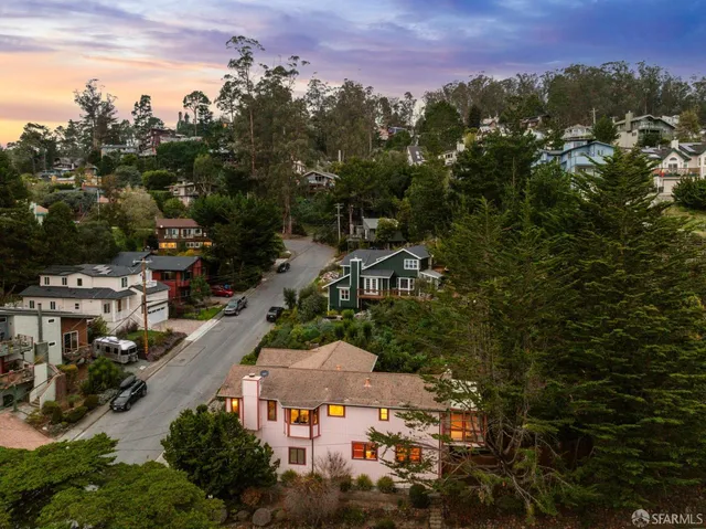 $1,288,000 | 514 Isabella Avenue, Half Moon Bay, CA 94019