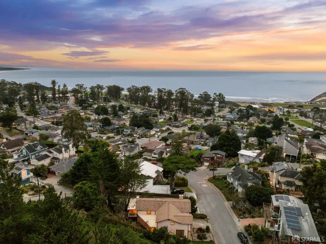 $1,288,000 | 514 Isabella Avenue, Half Moon Bay, CA 94019