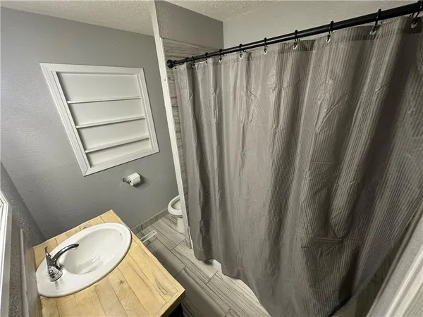 $239,000 | 2532 South 51st Terrace, Kansas City, KS 66106