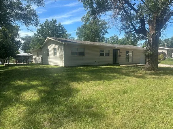 $239,000 | 2532 South 51st Terrace, Kansas City, KS 66106