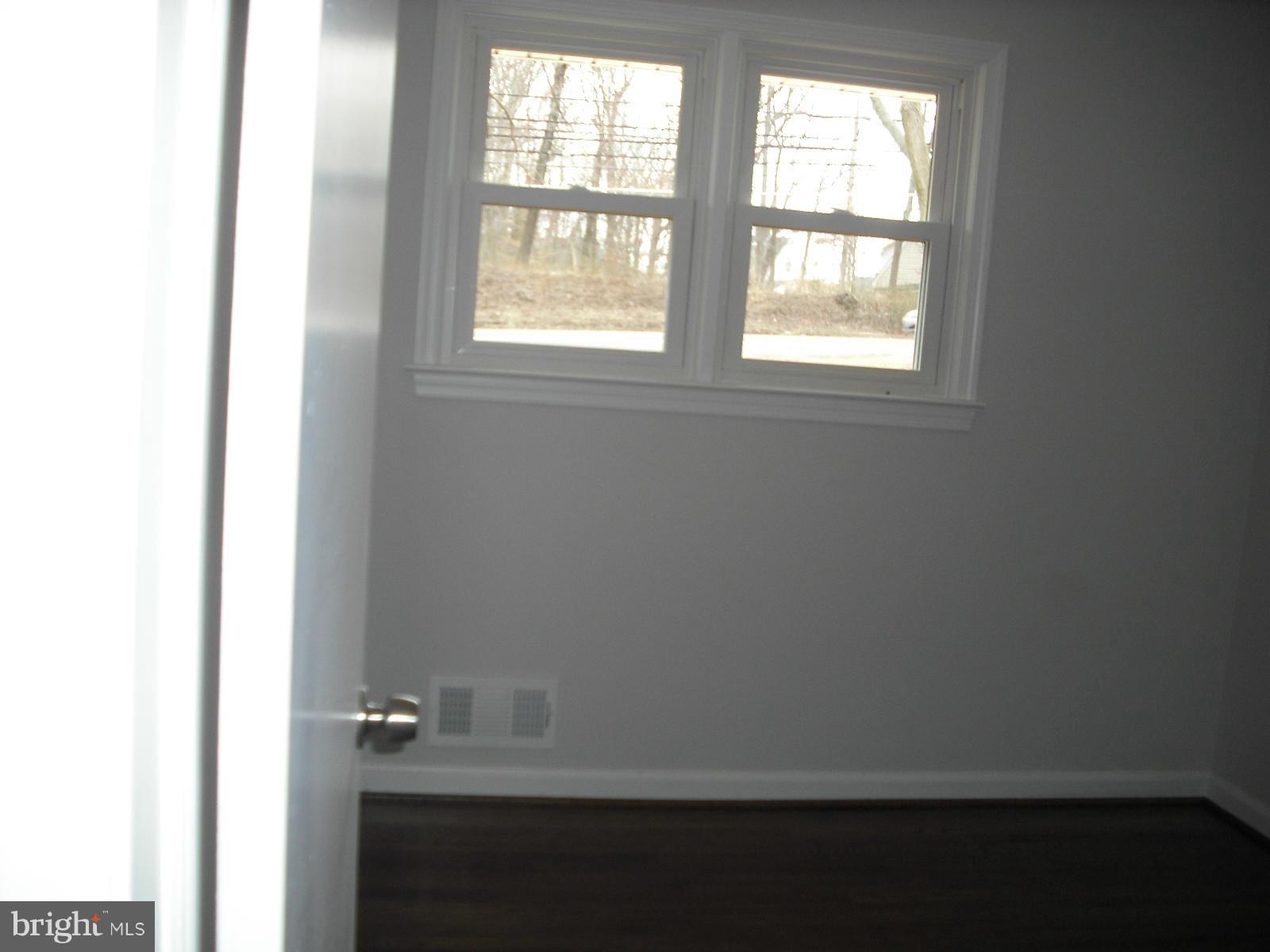 2934 Powder Mill Road Adelphi, MD 20783 - Photo 19 of 26 Bedroom