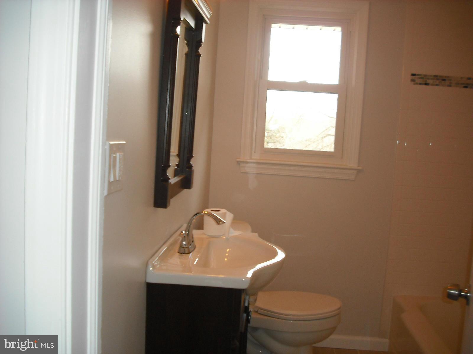 2934 Powder Mill Road Adelphi, MD 20783 - Photo 20 of 26 Bath
