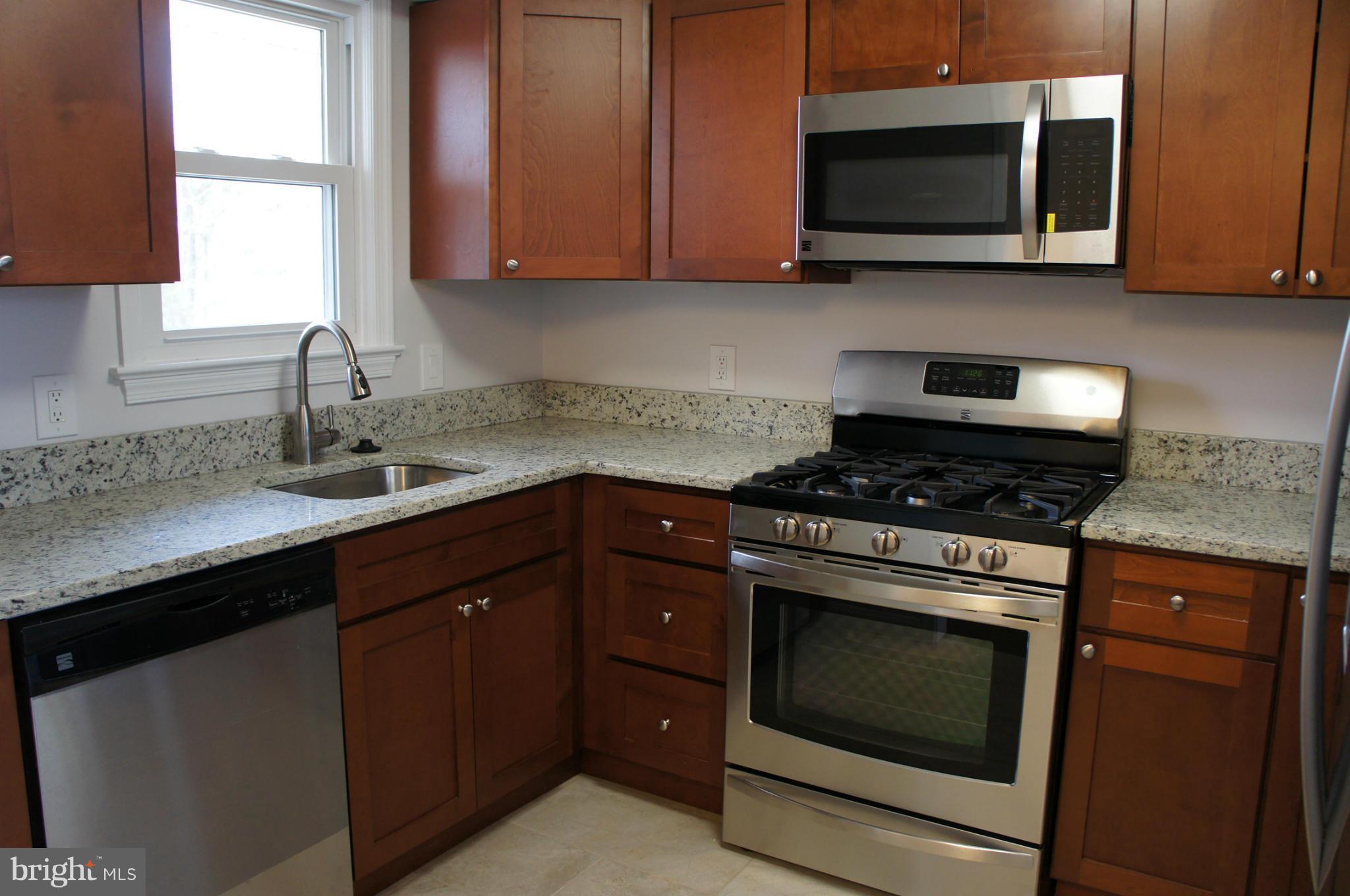 2934 Powder Mill Road Adelphi, MD 20783 - Photo 3 of 26 Kitchen