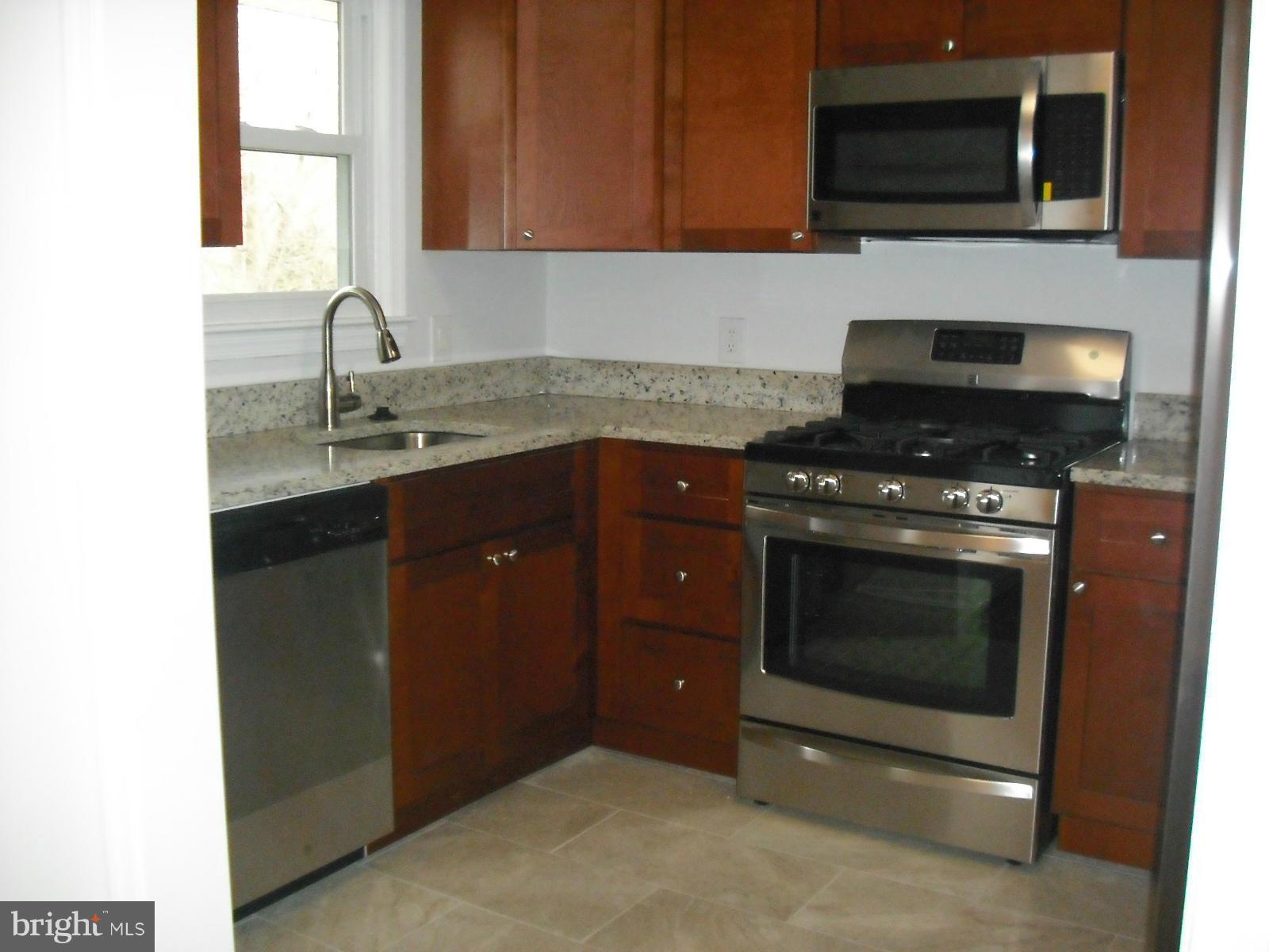 2934 Powder Mill Road Adelphi, MD 20783 - Photo 4 of 26 Kitchen