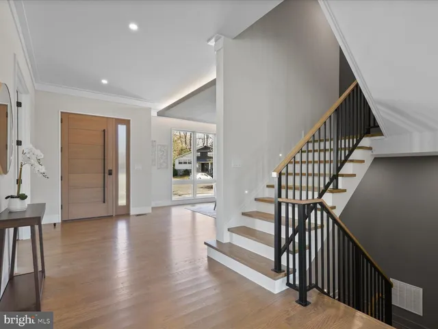 $2,669,888 | 616 Gibson Circle Southwest, Vienna, VA 22180