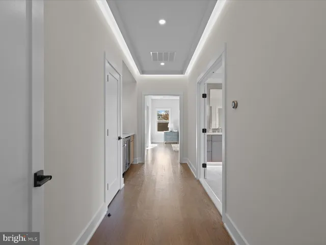 $2,669,888 | 616 Gibson Circle Southwest, Vienna, VA 22180