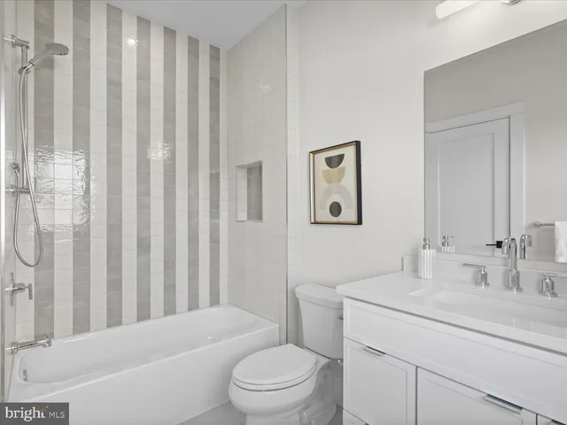 $2,669,888 | 616 Gibson Circle Southwest, Vienna, VA 22180