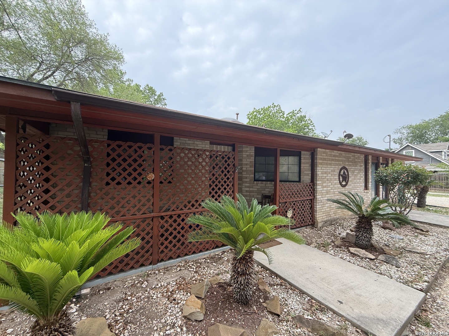 4139 Chandler Road San Antonio, TX 78222 - Photo 2 of 9