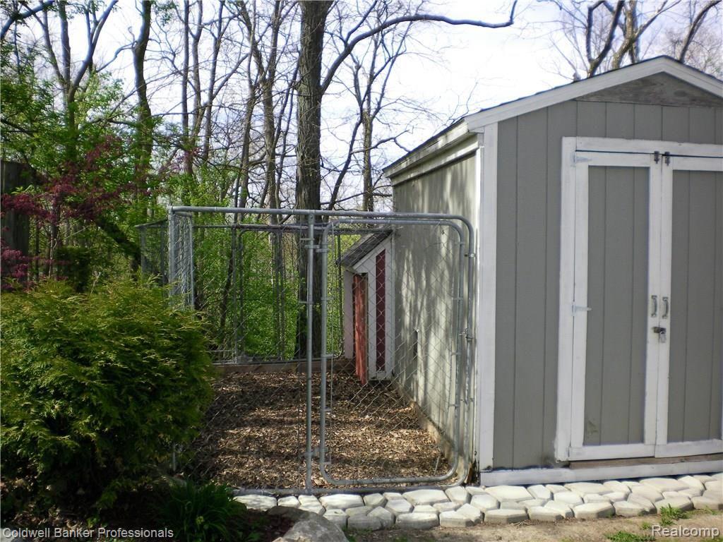 2057 Gray Road Lapeer, MI 48446 - Photo 3 of 30 2057 Gray 002.JPG