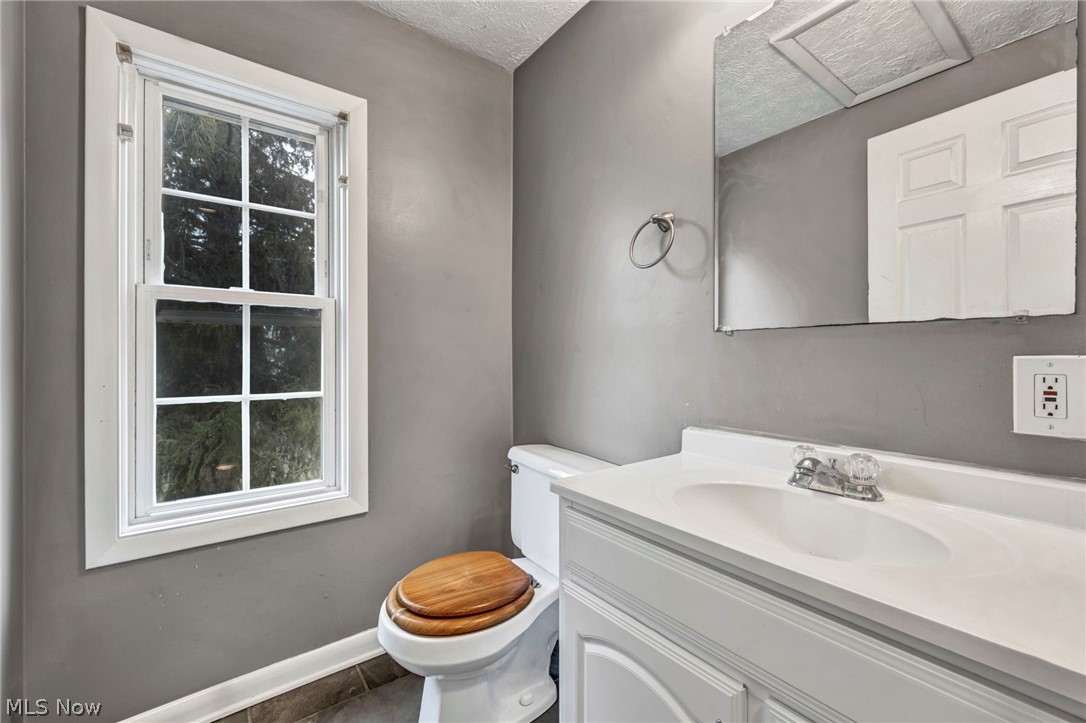 2833 Hubbard Road Madison, OH 44057 - Photo 27 of 40