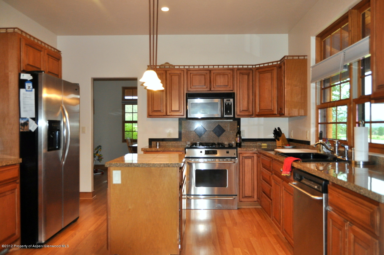 357 Midland Point Road Carbondale, CO 81623 - Photo 8 of 40 Kitchen