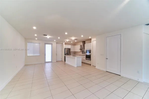 $4,200 | 10447 Northwest 66th Street, Doral, FL 33178