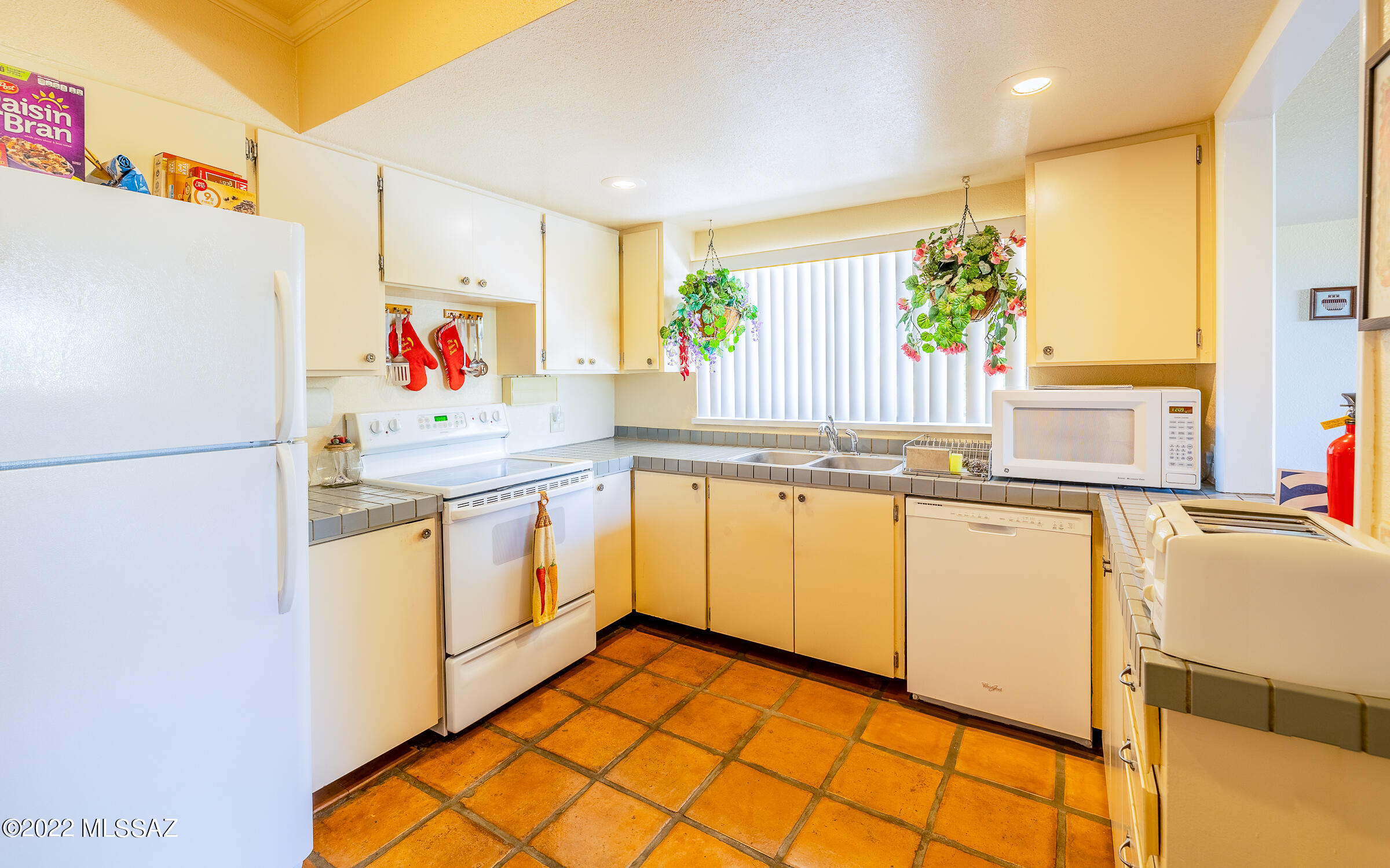 4401 North Swan Road Tucson, AZ 85718 - Photo 5 of 42 Gallery Image 5