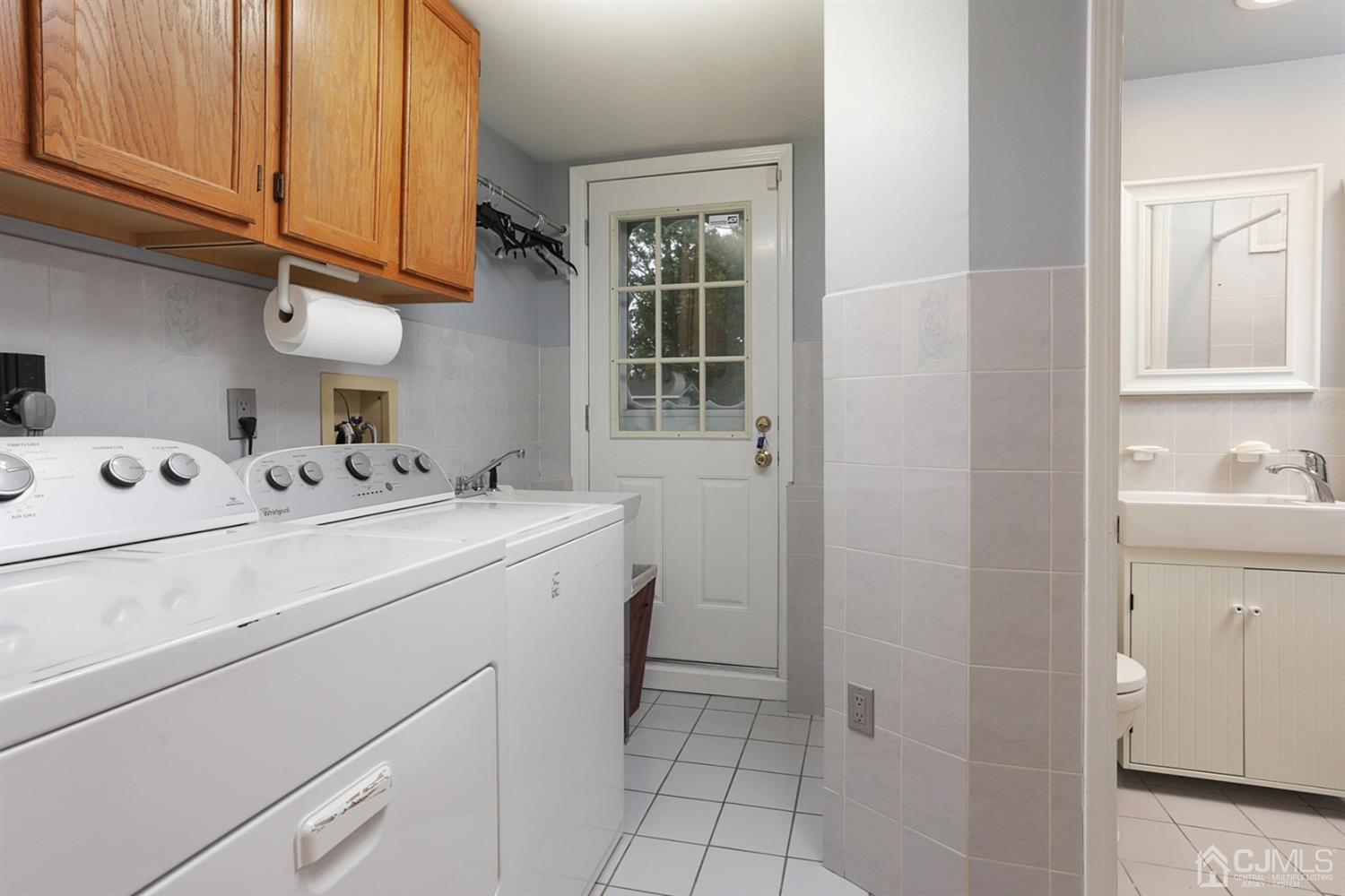 327 Old Stage Road Spotswood, NJ 08884 - Photo 29 of 34 Gallery Image 29