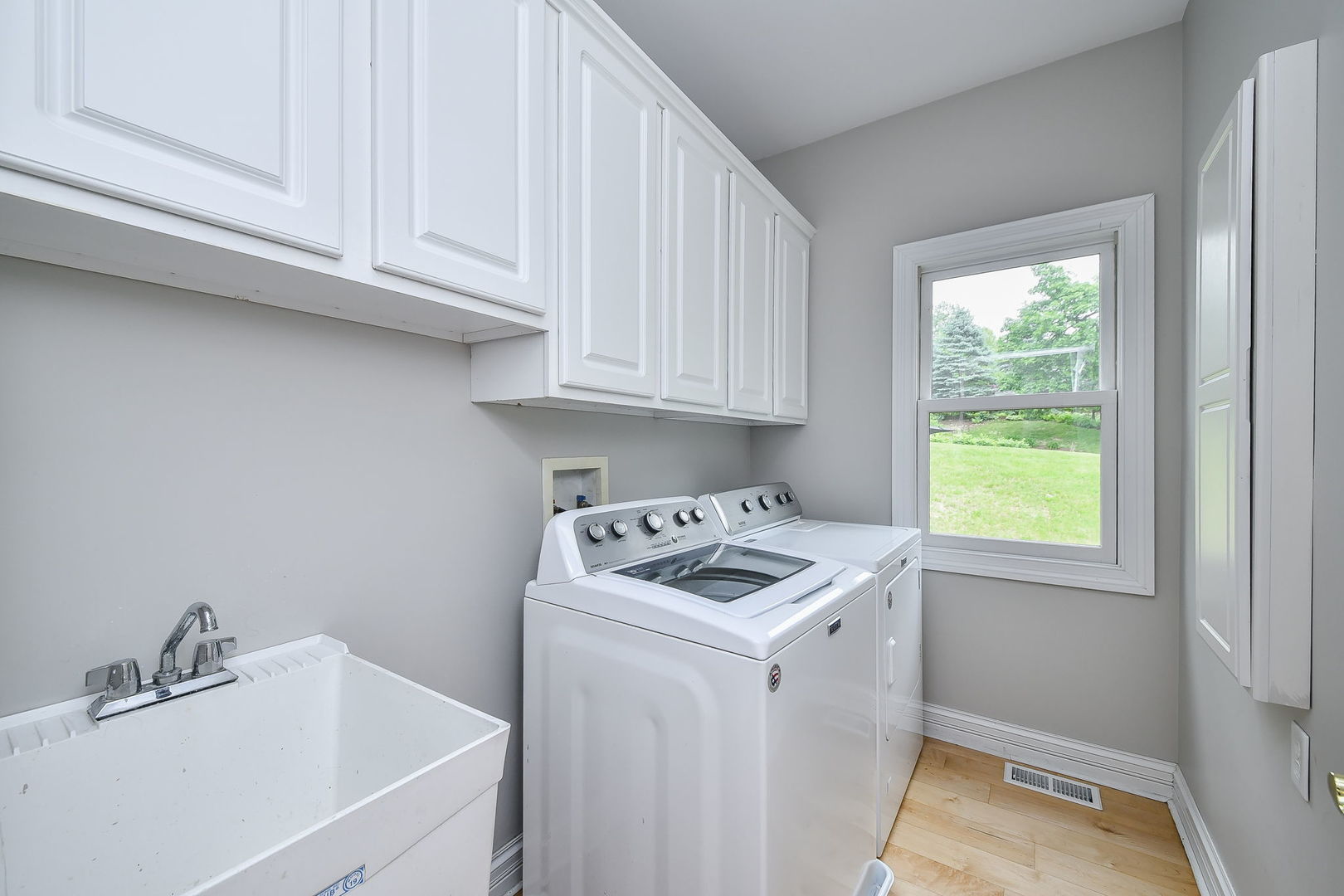 104 Bruell Street Yorkville, IL 60560 - Photo 17 of 35