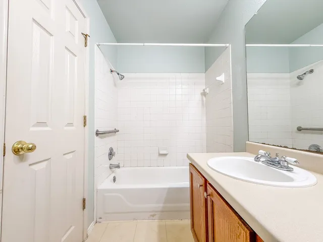 $1,950 | 11101 Franklins Tale Loop, Austin, TX 78748