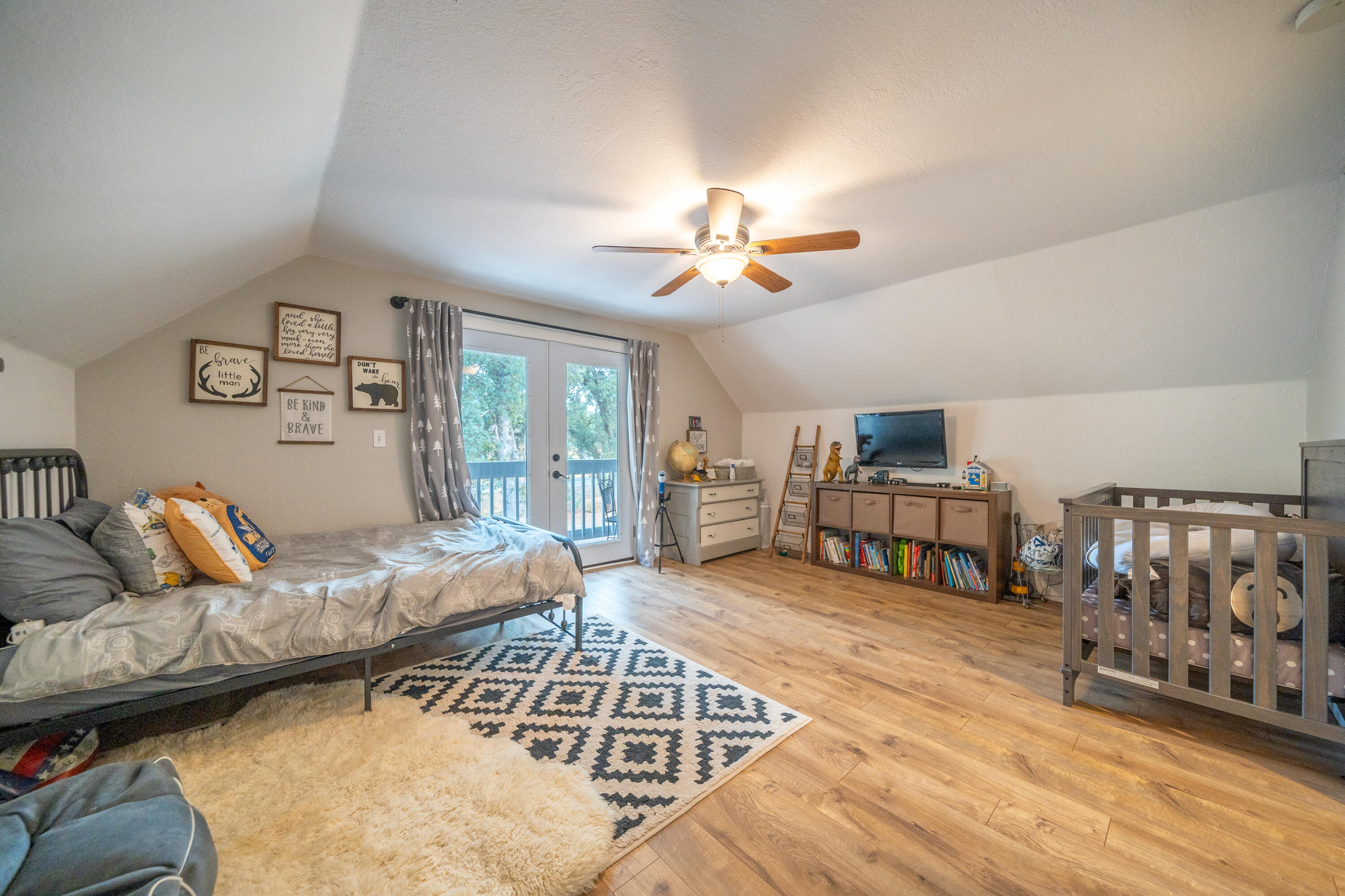 10953 Oak Run Road Oak Run, CA 96069 - Photo 14 of 79 10953 Oak Run Rd-30