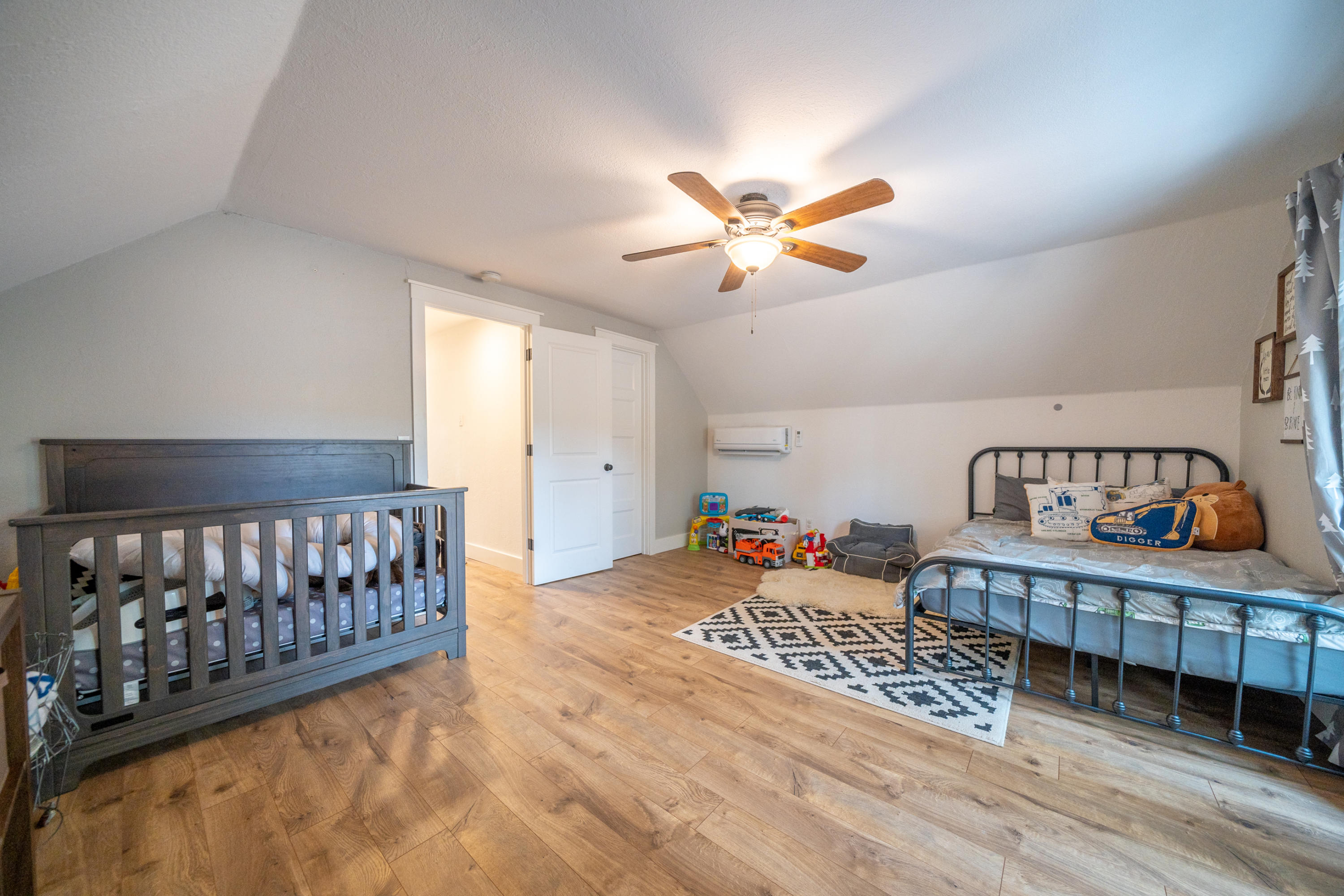 10953 Oak Run Road Oak Run, CA 96069 - Photo 54 of 79 10953 Oak Run Rd-31