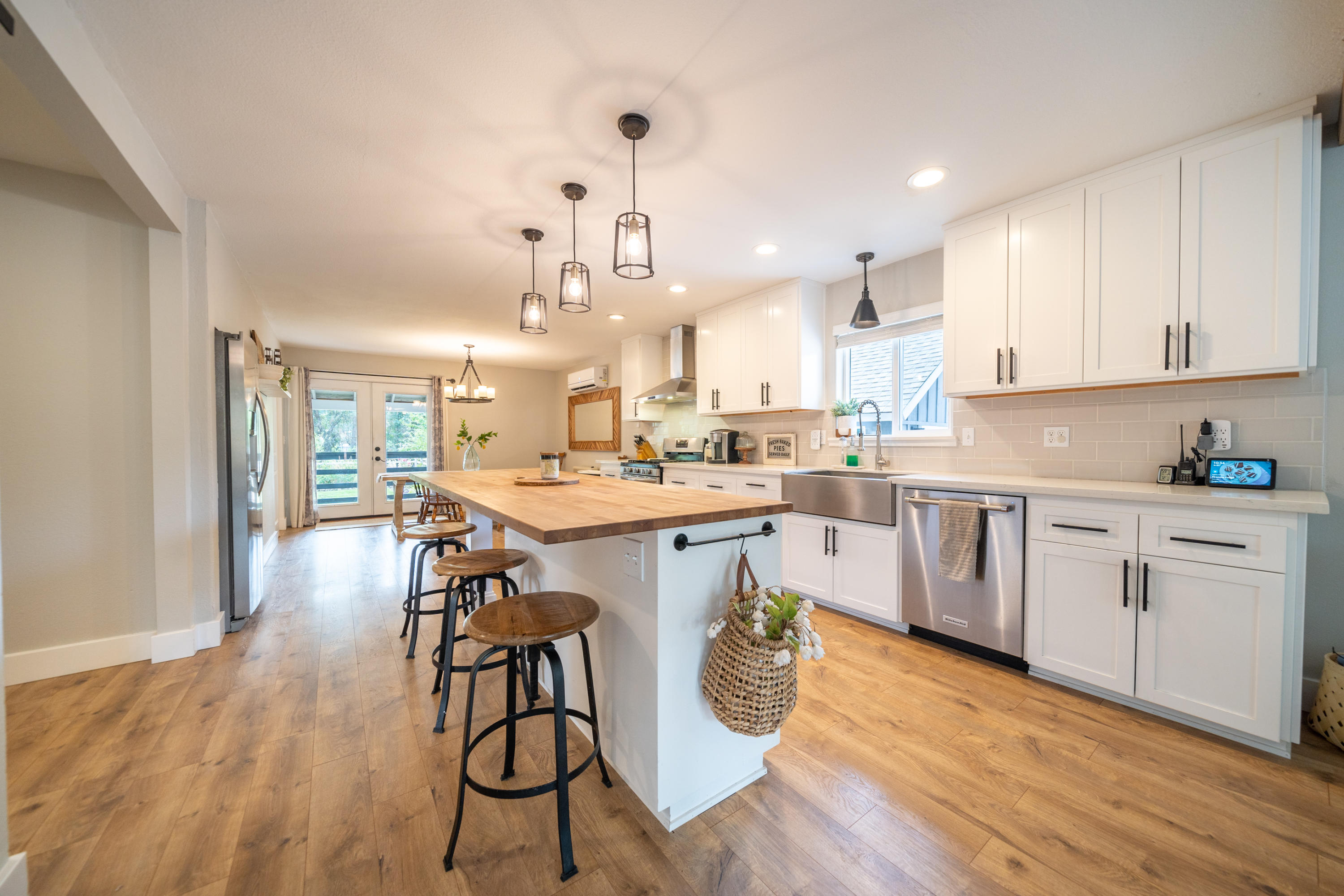 10953 Oak Run Road Oak Run, CA 96069 - Photo 6 of 79 10953 Oak Run Rd-18