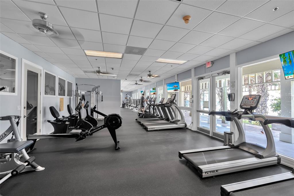 848 Evergreen Way Longboat Key, FL 34228 - Photo 60 of 66 a view of a room with gym equipment