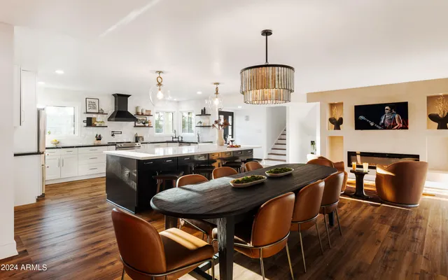 $9,995 | 13611 North 50th Street, Scottsdale, AZ 85254