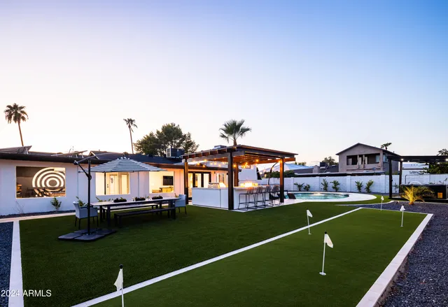 $9,995 | 13611 North 50th Street, Scottsdale, AZ 85254