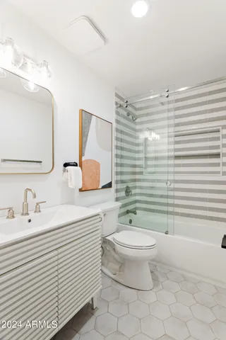 $9,995 | 13611 North 50th Street, Scottsdale, AZ 85254