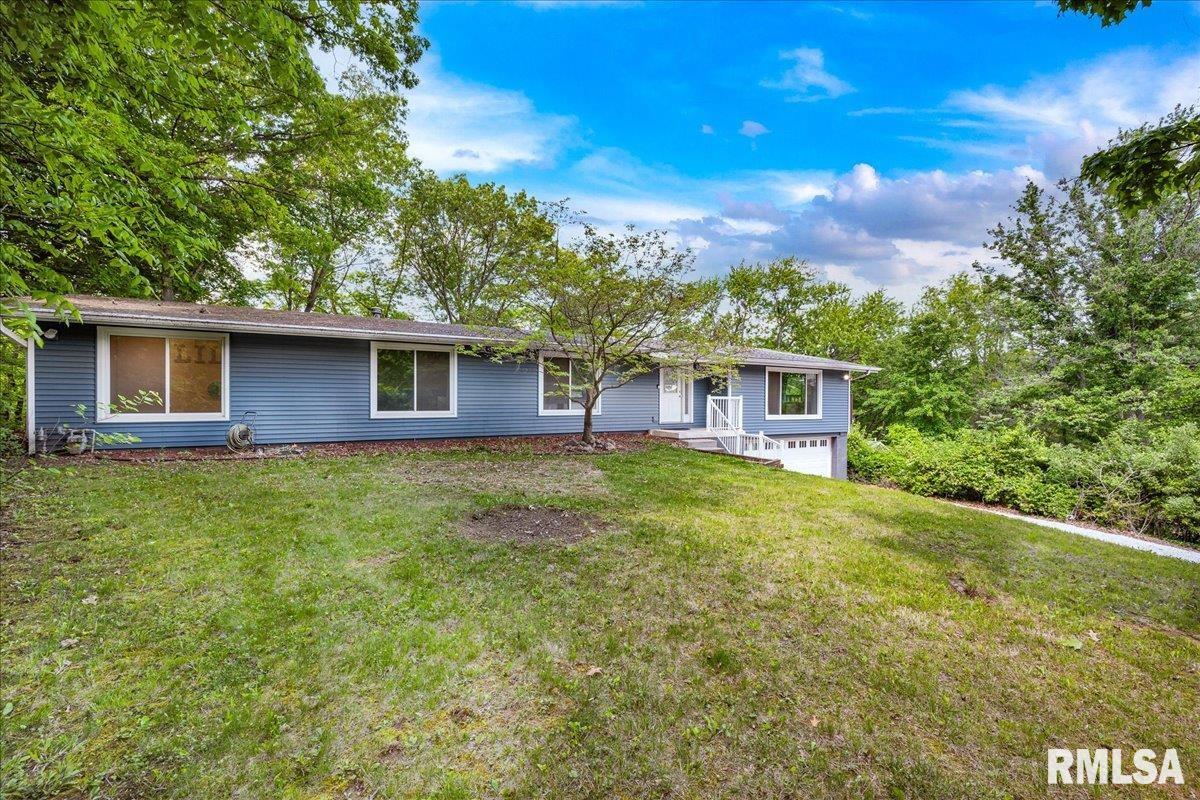 153 Spring Creek Terrace Washington, IL 61571 - Photo 26 of 43 Gallery Image 26