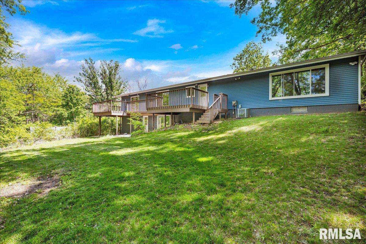153 Spring Creek Terrace Washington, IL 61571 - Photo 29 of 43 Gallery Image 29