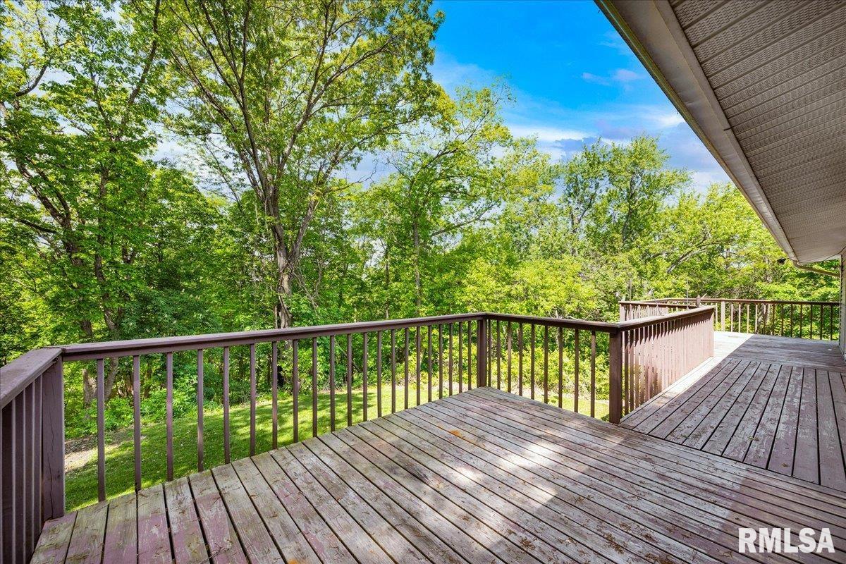 153 Spring Creek Terrace Washington, IL 61571 - Photo 30 of 43 Gallery Image 30