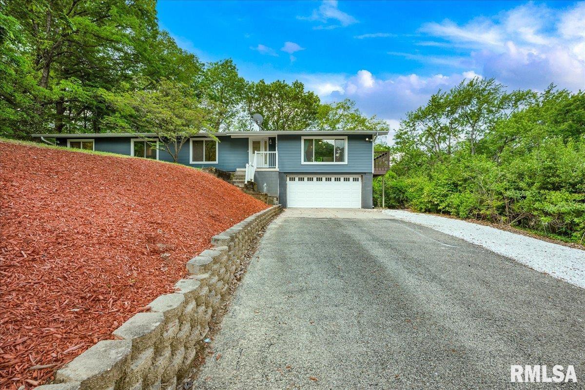 153 Spring Creek Terrace Washington, IL 61571 - Photo 40 of 43 Gallery Image 40
