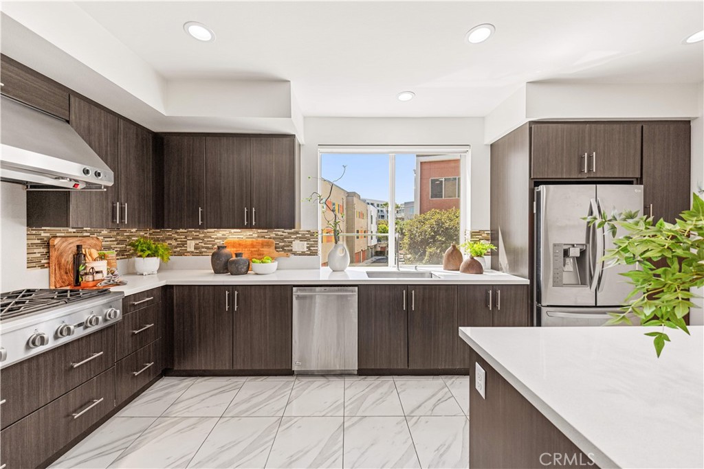 248 Rockefeller Irvine, CA 92612 - Photo 24 of 65 Gallery Image 24