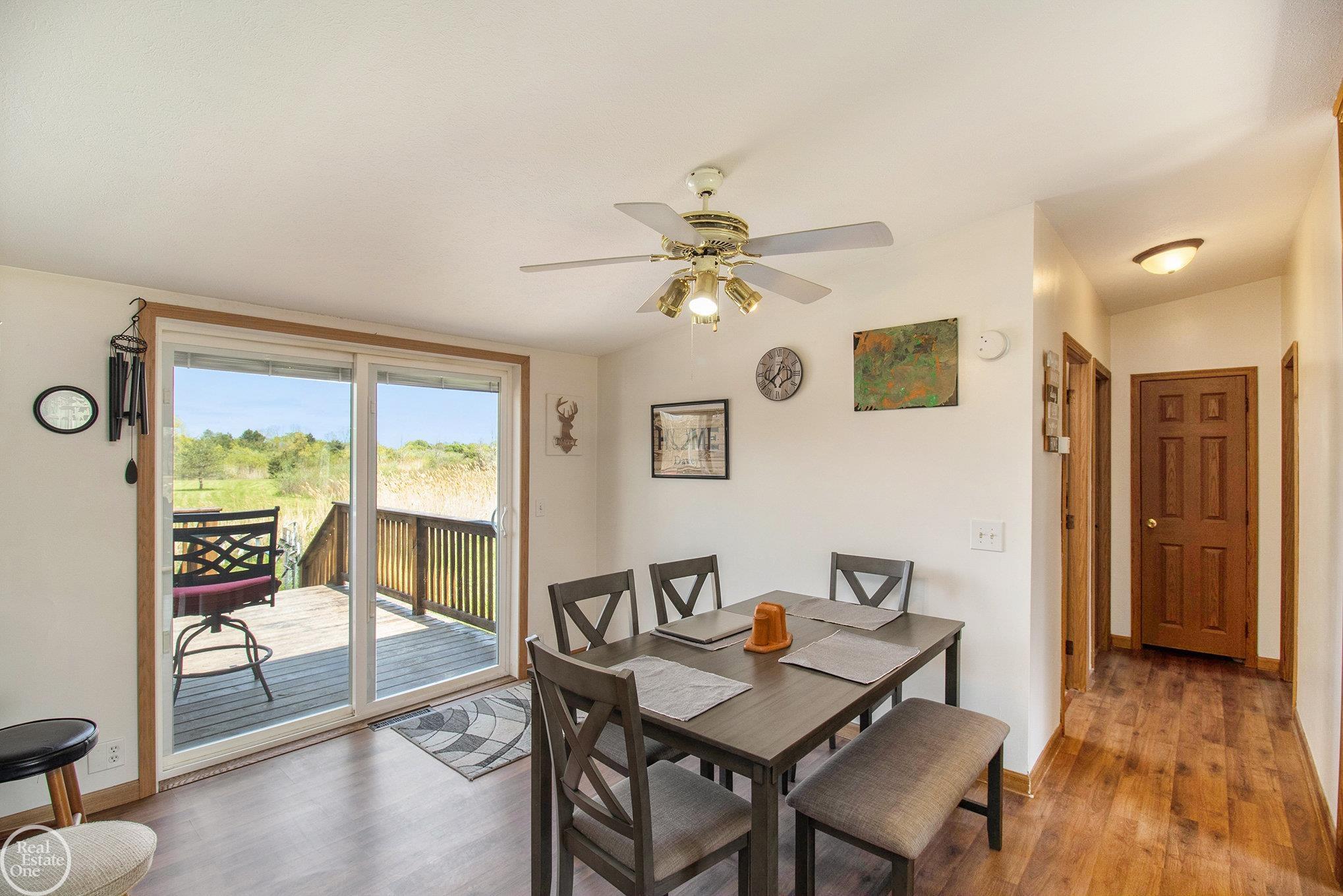 4184 Harris Road Fort Gratiot, MI 48059 - Photo 11 of 31 50109377-10.JPG