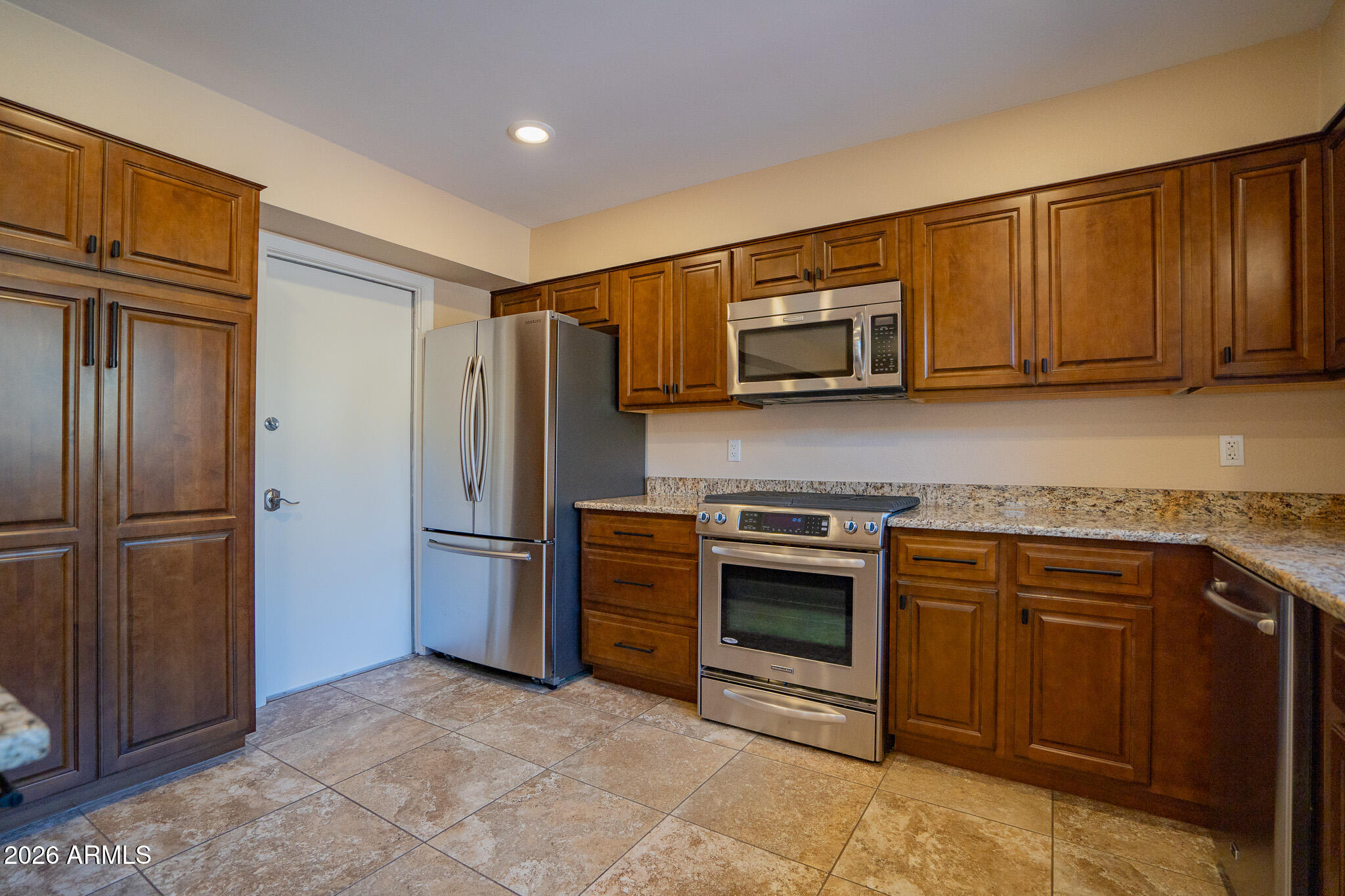 1610 East Windjammer Way Tempe, AZ 85283 - Photo 11 of 38 DSC06128