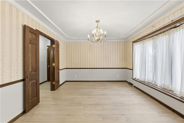 $475,000 | 1122 North 81st Terrace, Kansas City, KS 66112