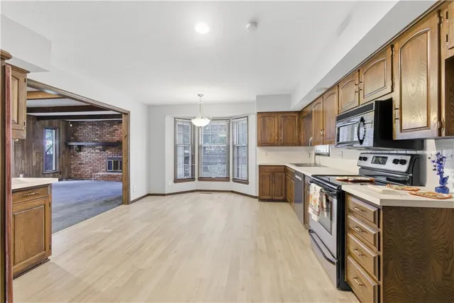 $475,000 | 1122 North 81st Terrace, Kansas City, KS 66112