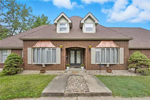 $475,000 | 1122 North 81st Terrace, Kansas City, KS 66112