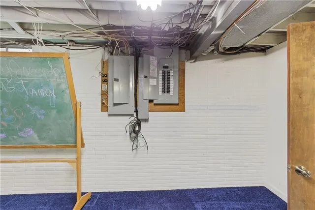 $475,000 | 1122 North 81st Terrace, Kansas City, KS 66112