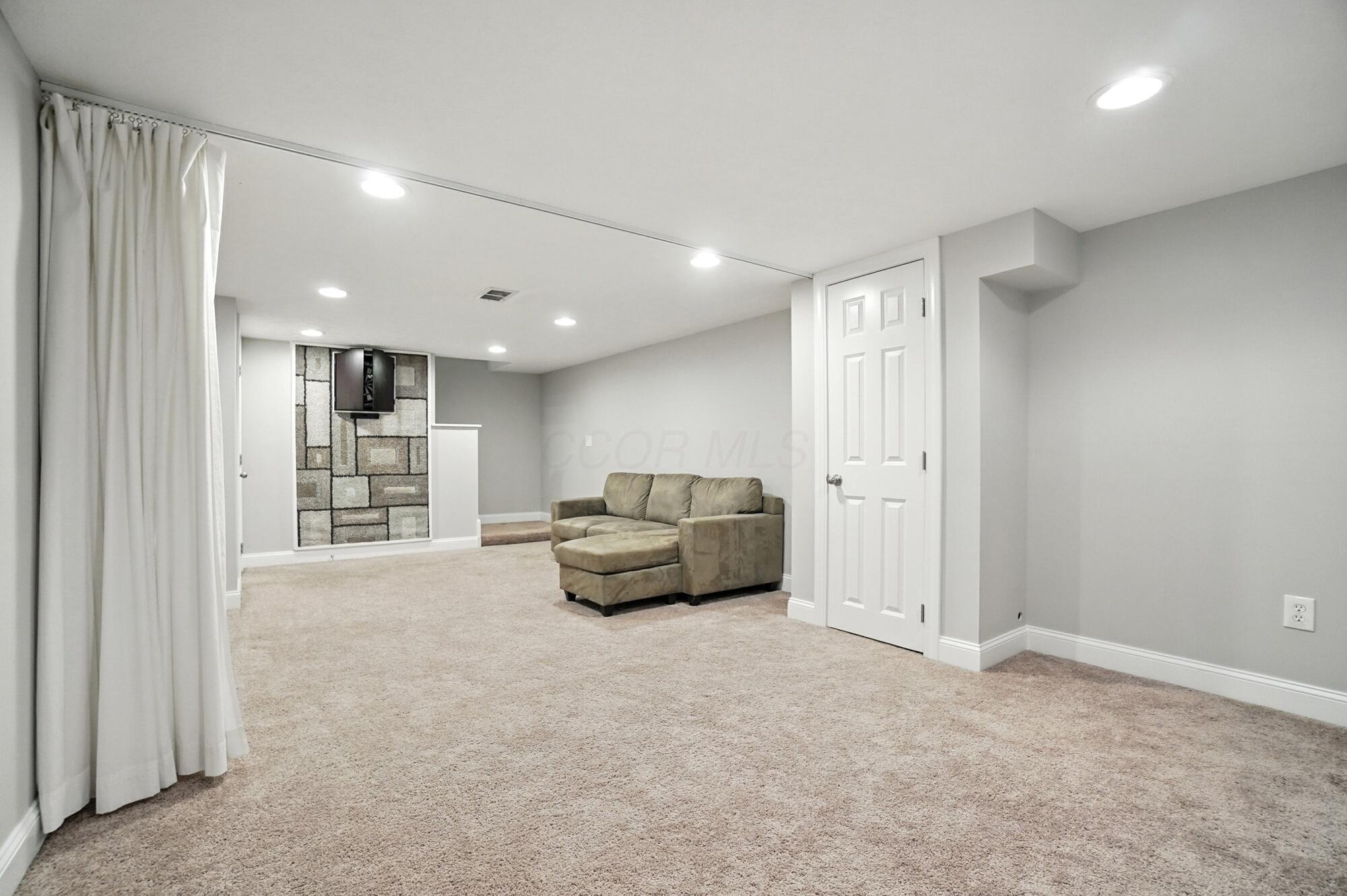 2269 Fishinger Road Upper Arlington, OH 43221 - Photo 71 of 107 Finished lower level