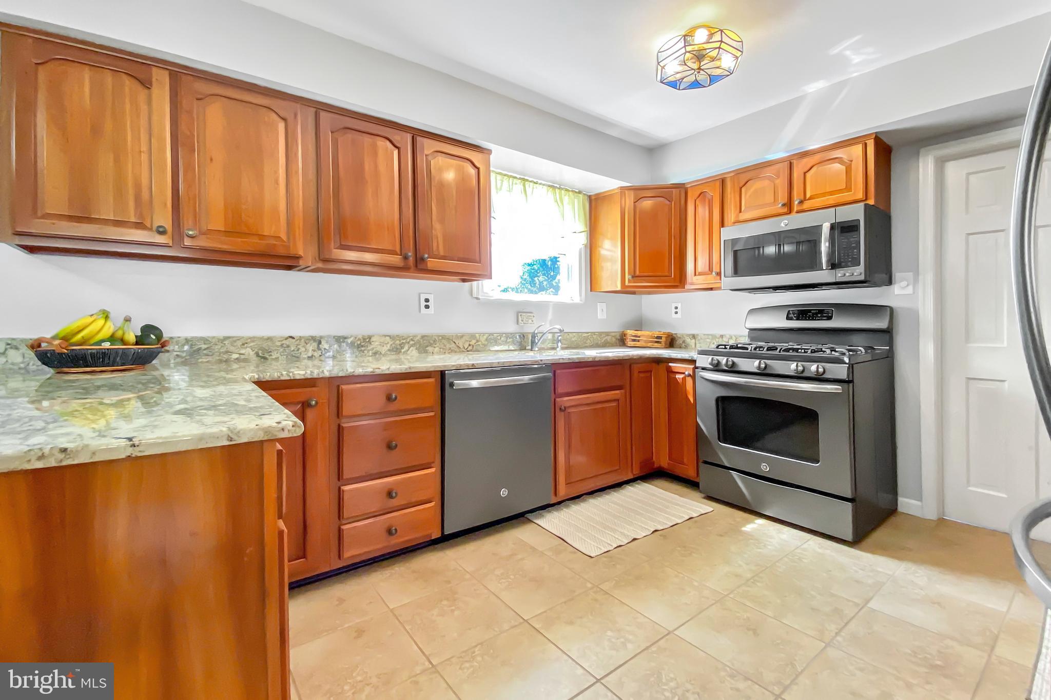 519 Boundary Road Pitman, NJ 08071 - Photo 4 of 56 Gallery Image 4