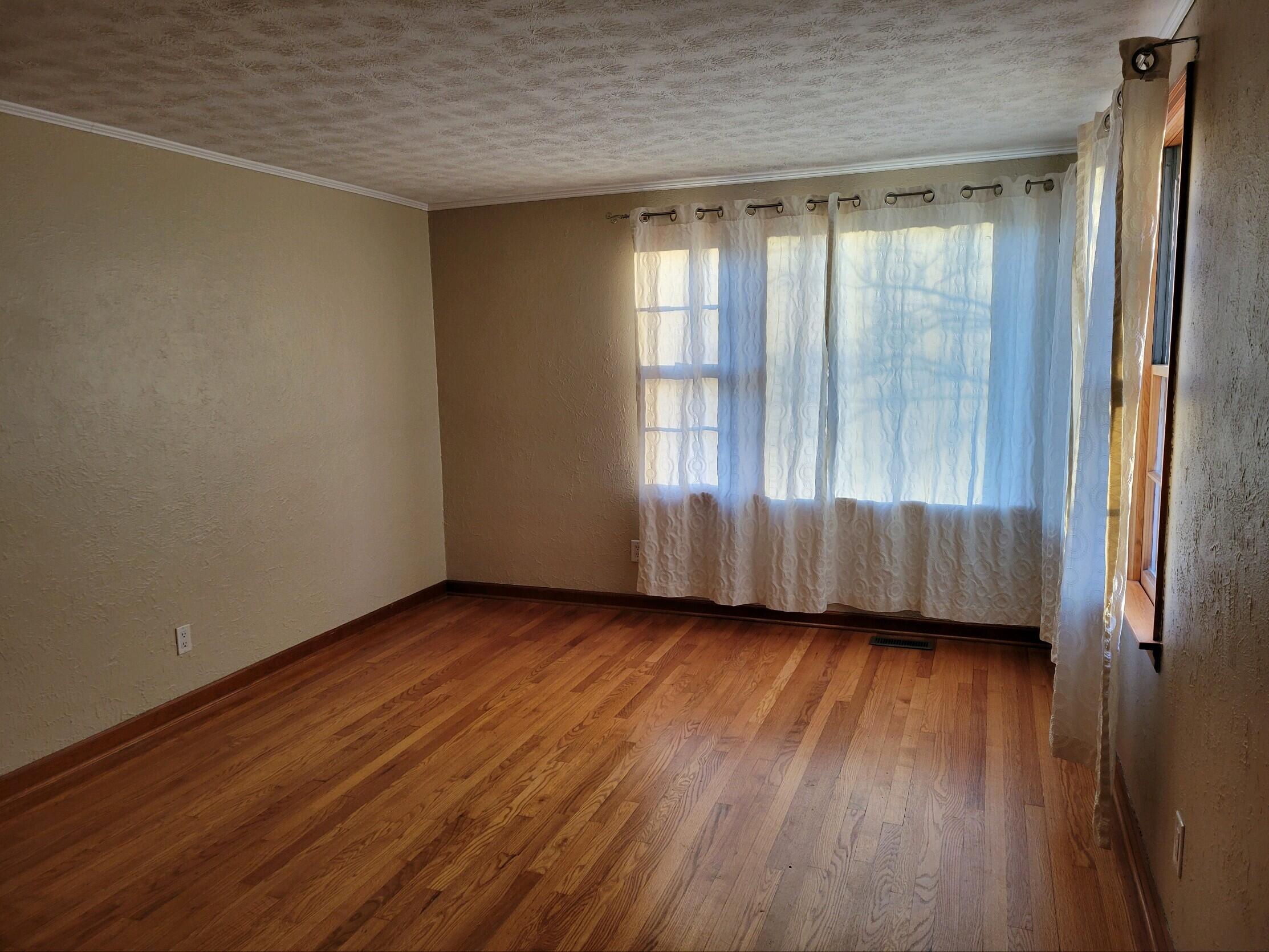 1544 Northgate Road Springfield, OH 45504 - Photo 8 of 22 Gallery Image 8