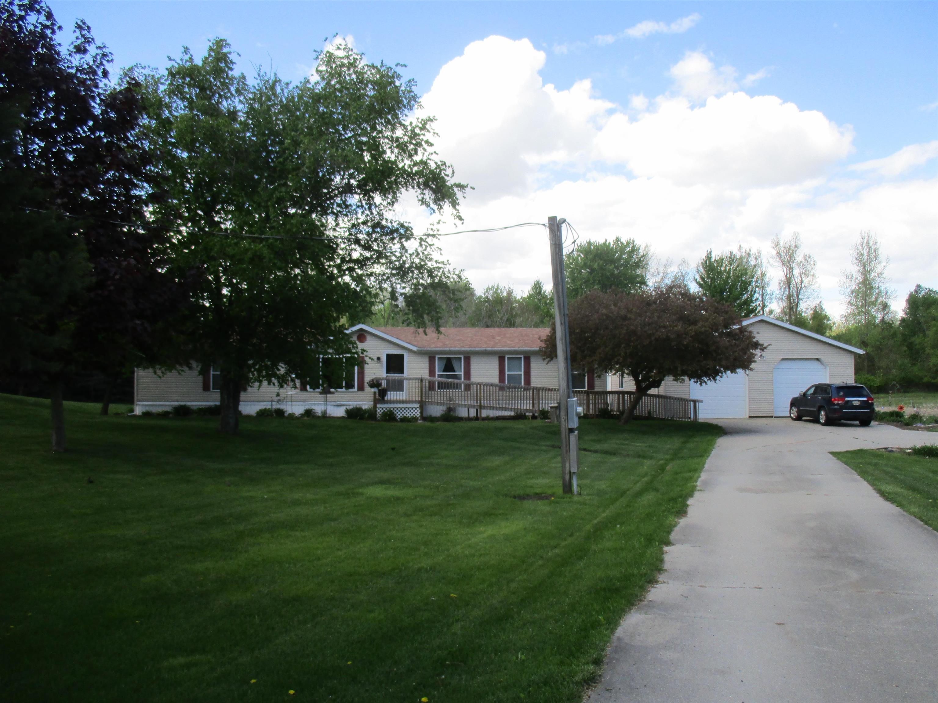 505 East Tyler Road Alma, MI 48801 - Photo 6 of 43 Gallery Image 6